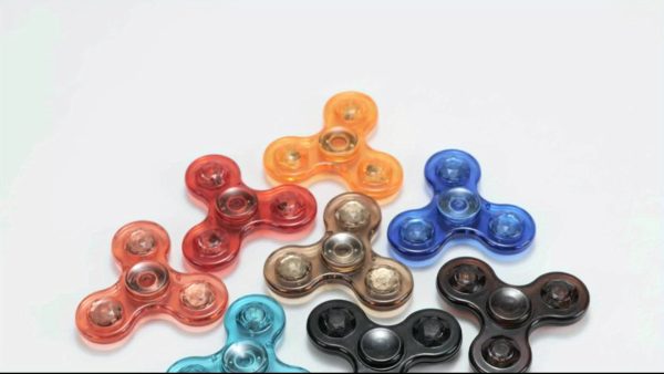 FIGROL LED Finger Top Toy – Flashing Light Spinner with GCC Button Battery – Fun Party Gift, Birthday Bag Filler, Classroom Prize, Halloween & Christmas Toy for Kids - Image 16