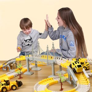 Battery-Powered DIY Construction Train Set – STEM Educational Electric Track Toy for Kids Ages 3–6 – Plastic Building Vehicle Kit, Ideal Christmas & Thanksgiving Gift