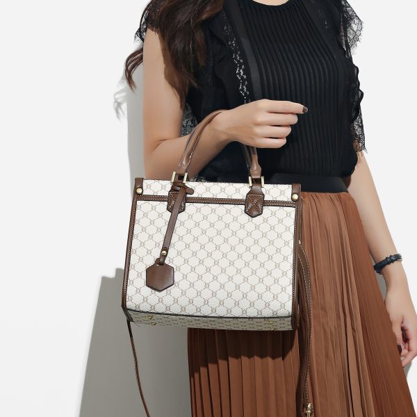 Stylish Large Tote Bag, Handbag & Wallet Set – Elegant 3-Piece Bag Collection for Middle-Aged Women with Reading Glasses - Image 6