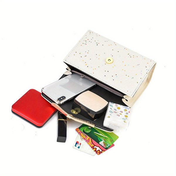 Women’s White Crossbody Bag with Gold Chain Strap & Bow Charm – Lightweight Clutch Purse with Tassel Detail – Ideal Gift for Christmas, Birthdays & Holidays - Image 10